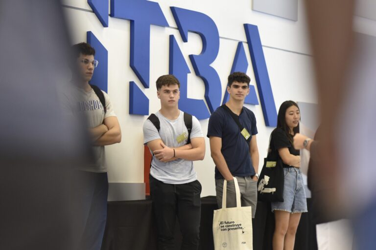 Estudiantes argentinos diseñaron un cohete…
