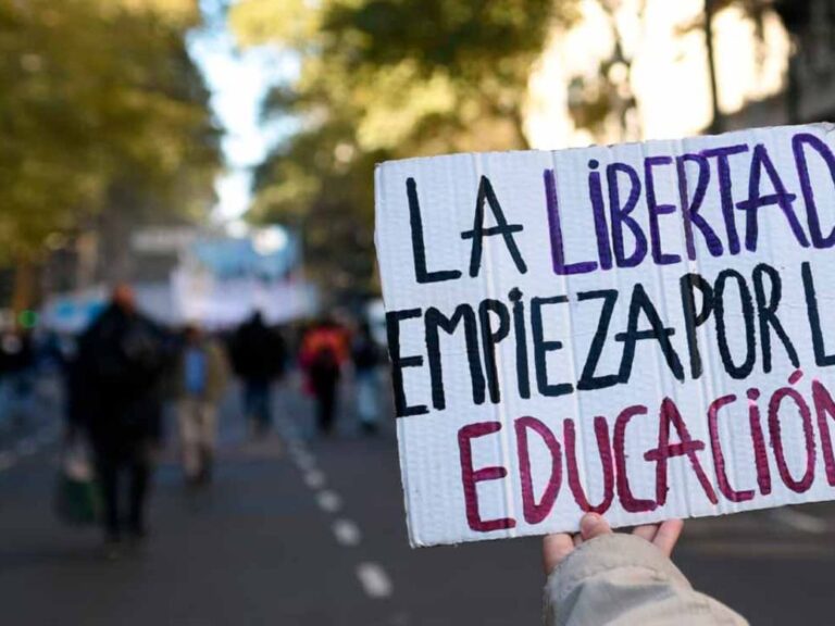 Docentes universitarios rechazan el acuerdo…