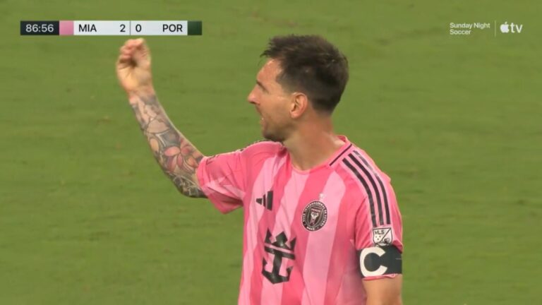 ¡Se calentó! Messi explotó contra los hinchas del…