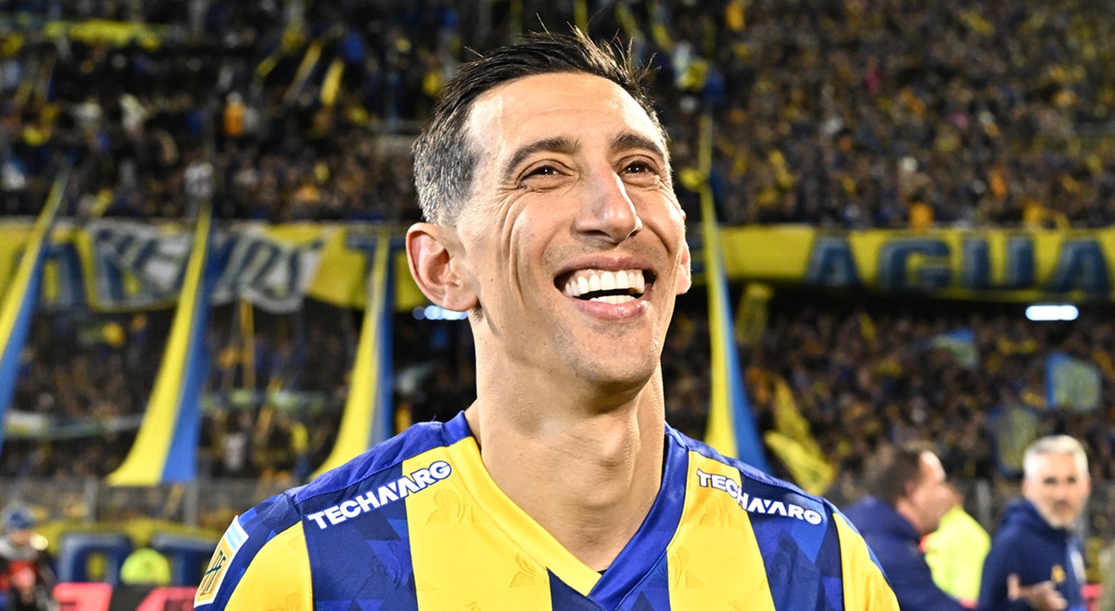 Ángel Di María cruzó con dureza a Diego Milito después de las críticas al arbitraje y defendió a Rosario Central tras la clasificación a semifinales.