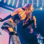 Tini habló sobre los abusos y la violencia de género en pleno show: “No tengan miedo de denunciar”