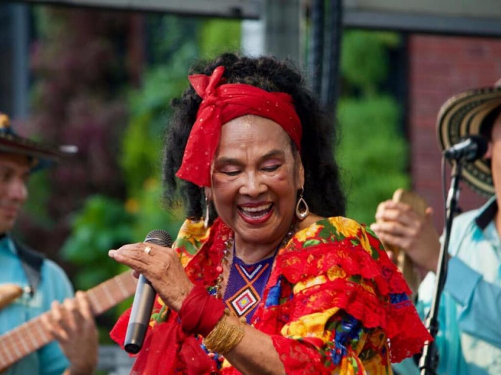 Murió Totó la Momposina, la voz que llevó el Caribe colombiano a todo el mundo