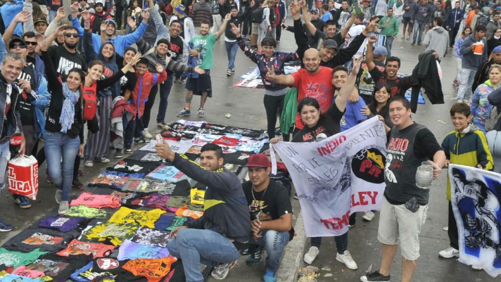 Convocan a una misa ricotera en Plaza de Mayo para despedir al Indio Solari