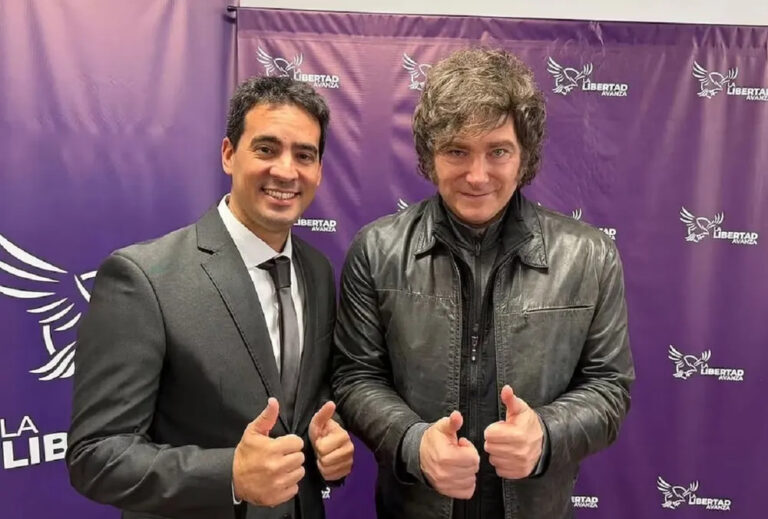 Quién es Adrián Ravier, el nuevo vocero…