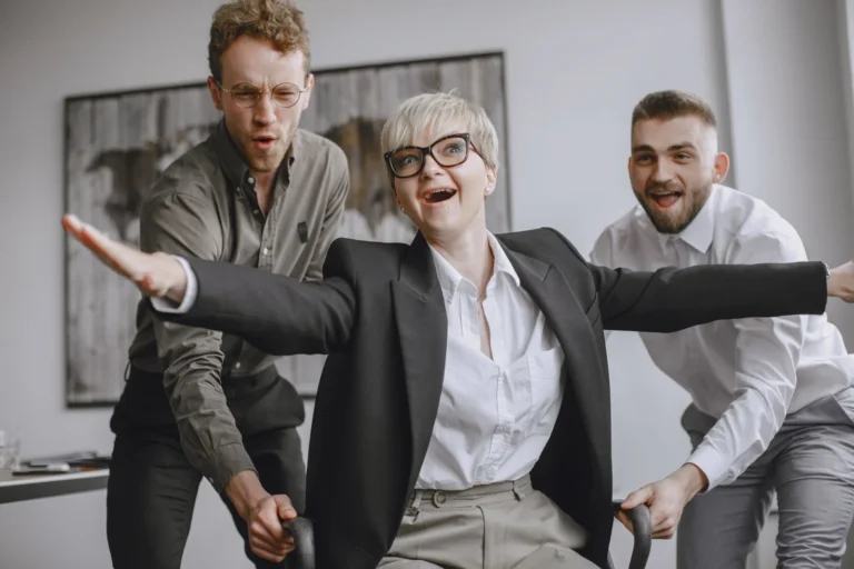 Seis claves para mejorar la experiencia laboral y…