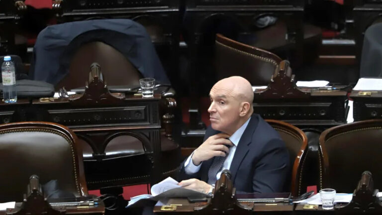 Causa por lavado de dinero: la justicia citó a…