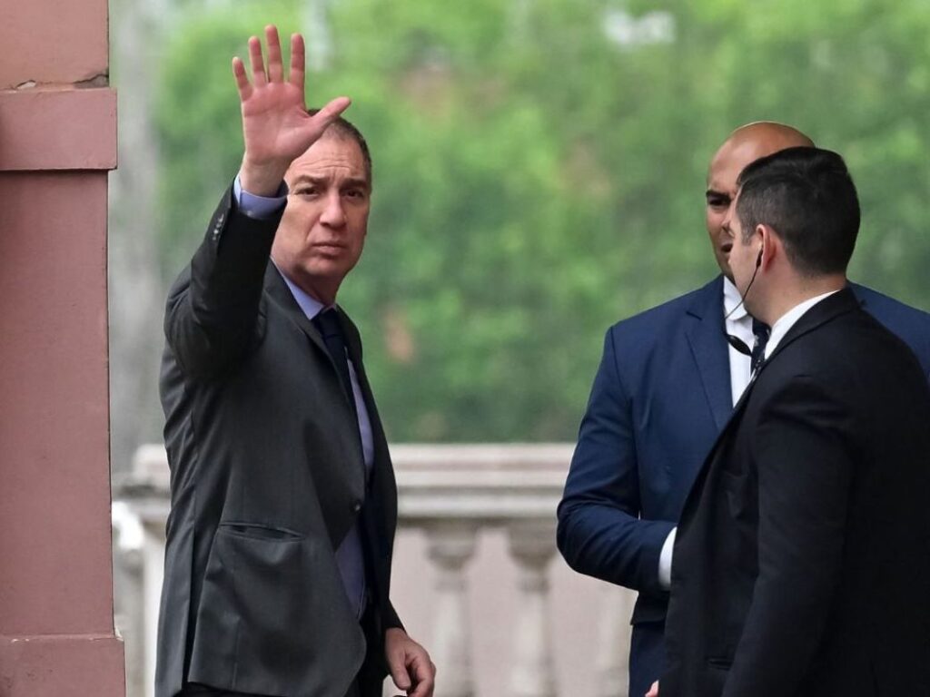 Horas clave: Karina Milei reunió a Santilli y Martín Menem mientras se define el futuro de Adorni
