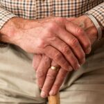 Parkinson: cuáles son los síntomas de la enfermedad que padecía el Indio Solari