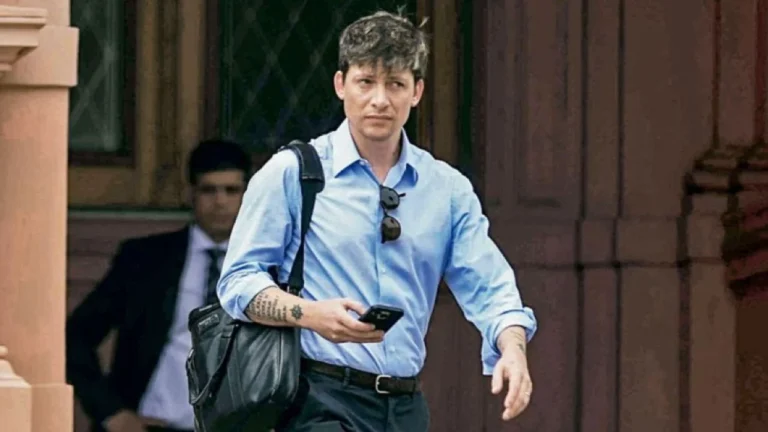 Santiago Caputo defendió la reforma para designar…