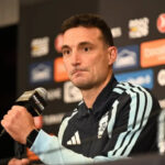 Scaloni dilata la decisión sobre el reemplazante de Balerdi: “Me voy a tomar uno o dos días más”