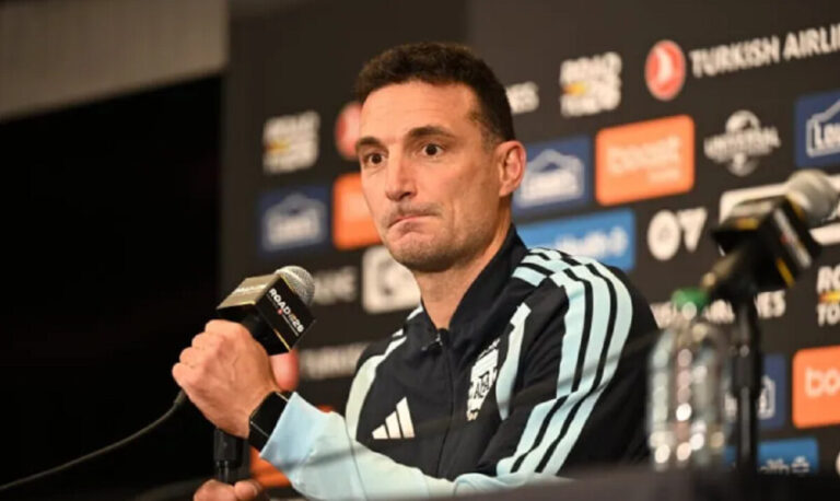 Scaloni dilata la decisión sobre el reemplazante…