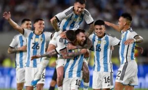 Argentina ya tiene rival: Suiza eliminó a Colombia por penales y jugará los cuartos de final