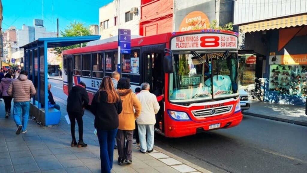 El boleto de colectivo rozará los $1.200 en septiembre.