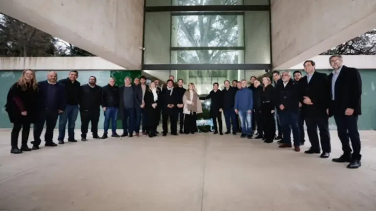 Fuerte mensaje del PJ bonaerense: con Kicillof al…
