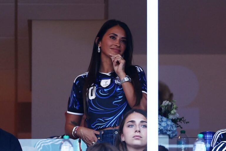 Antonela Roccuzzo deslumbró con su look en…