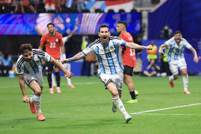 Messi enfrentará por primera vez a Inglaterra con…