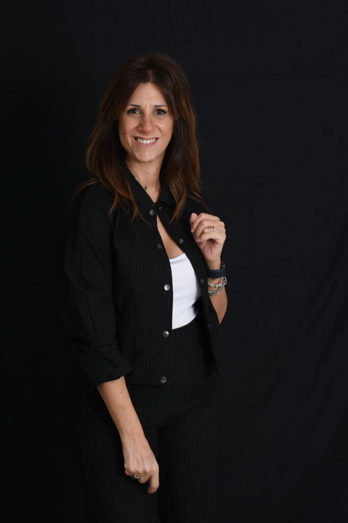 Nuria Am.