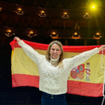 “Este pronunciamiento no cuestiona una nacionalidad ni una bandera extranjera”: la directora del Teatro Colon festejó con la bandera Española