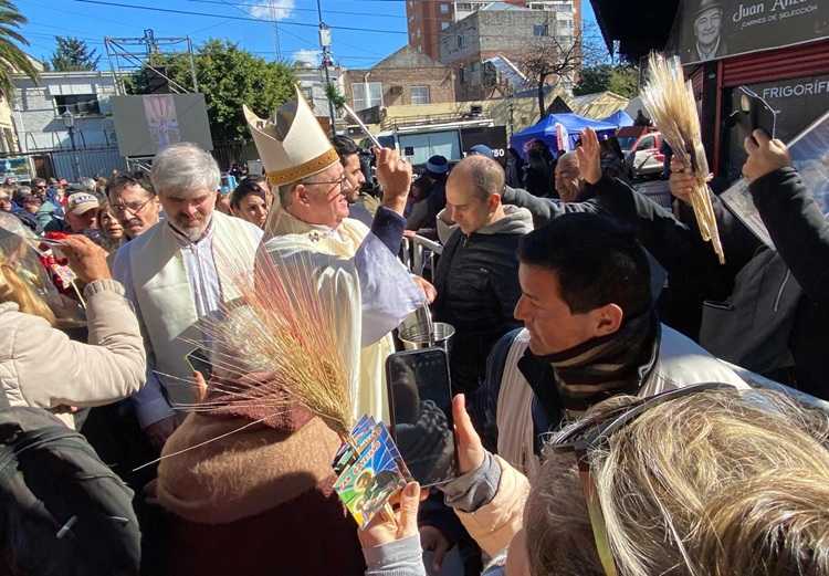 La tradicional celebración volvió a reunir fe y reclamo social, en una jornada marcada por las dificultades económicas y laborales que atraviesan numerosos argentinos.