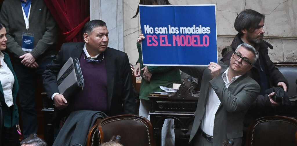 “Obstruccionismo libertario”: el enojo opositor tras el bloqueo al debate por discapacidad y deudas