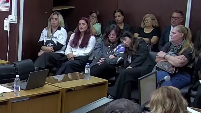 Escándalo en el juicio por la muerte de Maradona:…