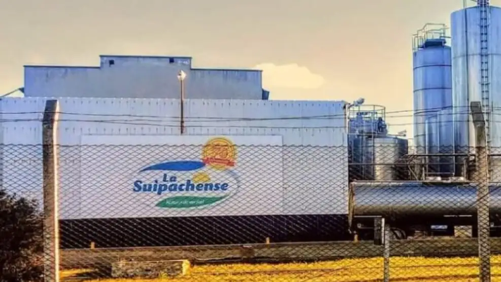 Aseguran que reabrirá la histórica láctea "La Suipachense", tras la quiebra..
