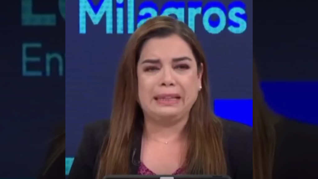 Reconocida periodista rompió en llanto al recibir una trágica noticia familiar durante su programa