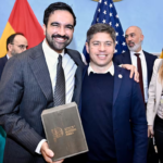 “No hay un milagro, sufrimos una catástrofe”: el diagnóstico económico de Axel Kicillof en Estados Unidos