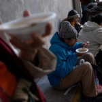 Pobreza en alza: el informe de la UCA que advierte sobre la precarización laboral y la indigencia