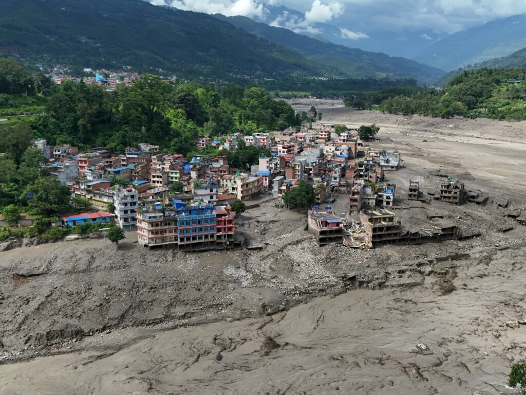Inundaciones en Nepal y China: la tragedia fronteriza deja más de 1.370 muertos y 5.100 desaparecidos