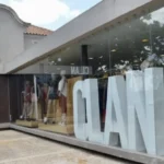 Golpe a la industria: cerró una histórica fábrica textil después de 53 años y subastará todo
