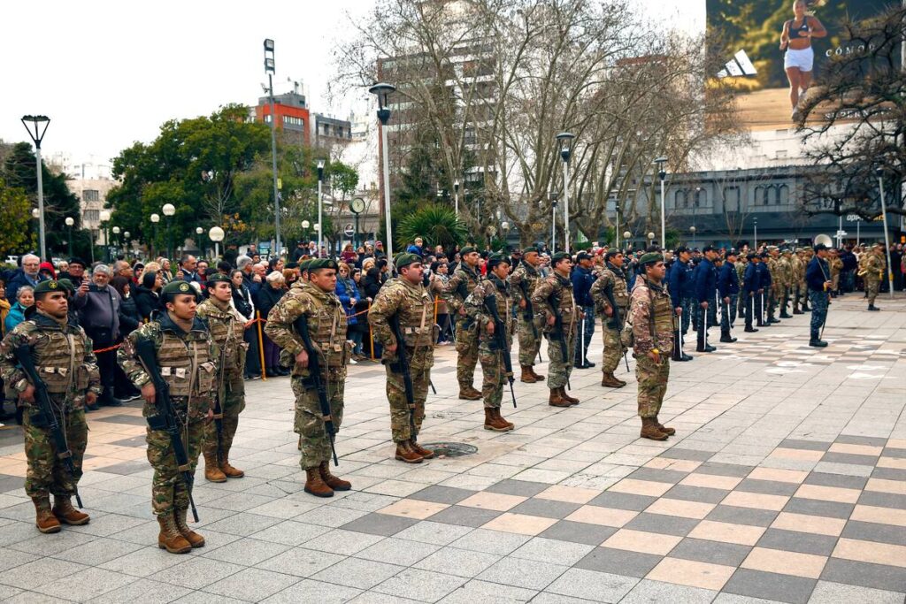 Aumento salarial: la escala estimada de las fuerzas armadas en septiembre