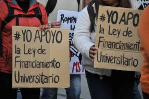 Las universidades advierten que el Gobierno lleva más de 330 días sin cumplir la Ley de Financiamiento Universitario