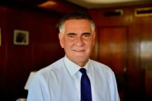 El diputado Carlos Castagneto sobre el presupuesto:  “Está hecho para 900 personas ricas”