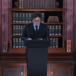 Día del Maestro: Javier Milei encabezó el acto en el Palacio Sarmiento y remarcó “ser un buen ciudadano empieza mucho antes de votar, la Argentina que queremos se construye en gran parte en las aulas”