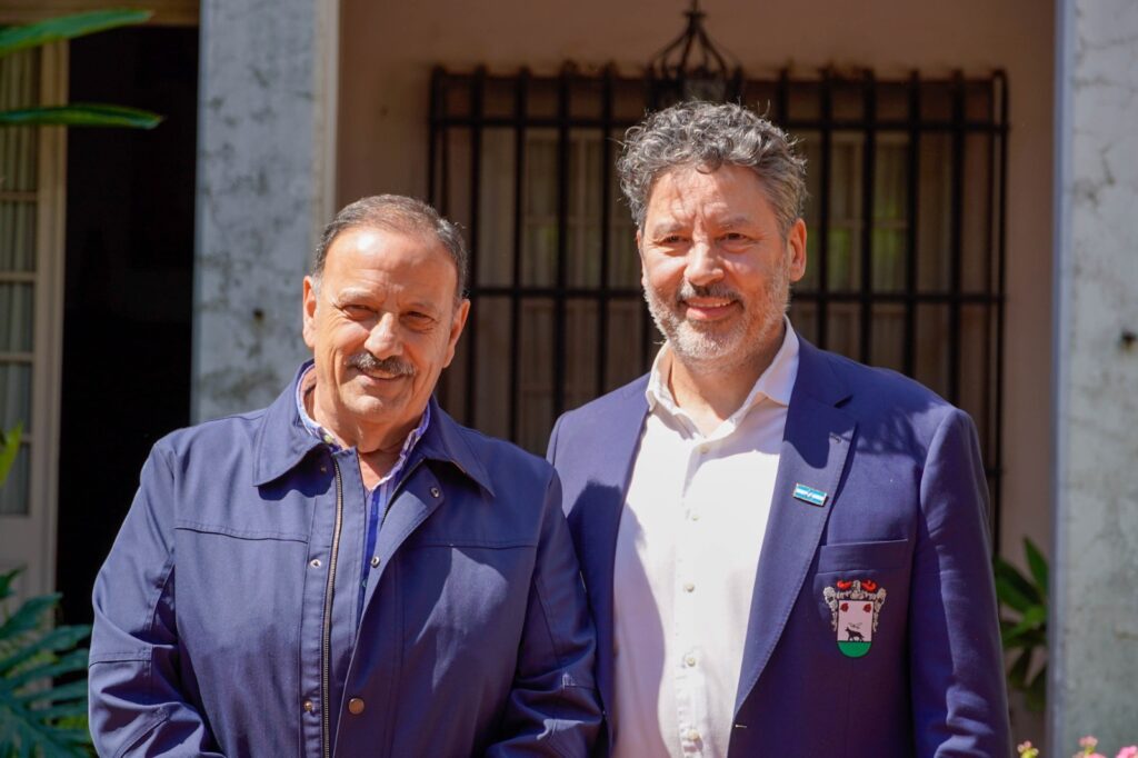 El intendente Gustavo Menéndez recibió en Merlo al gobernador de La Rioja Ricardo Quintela