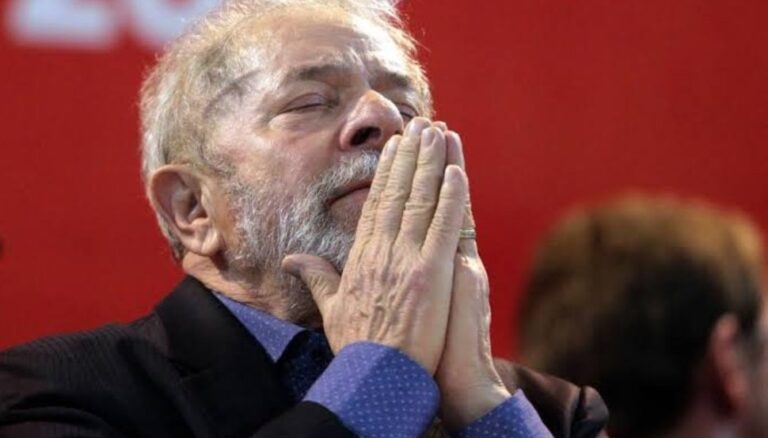 “Guiado por Él estoy aquí”, el comunicado de Lula…
