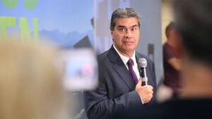 Inundaciones en el Litoral: Jorge Capitanich apuntó contra Milei y afirmó “el Estado en esta emergencia está ausente”