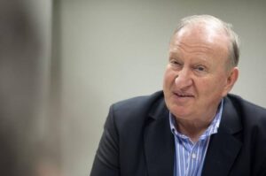 Daniel Sabsay: “El nacionalismo mal entendido, cuando raya el fanatismo, hay que dejarlo de lado”