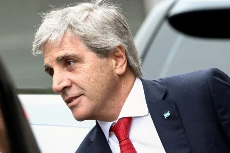 Luis Caputo sufrió un cuadro de apunamiento…
