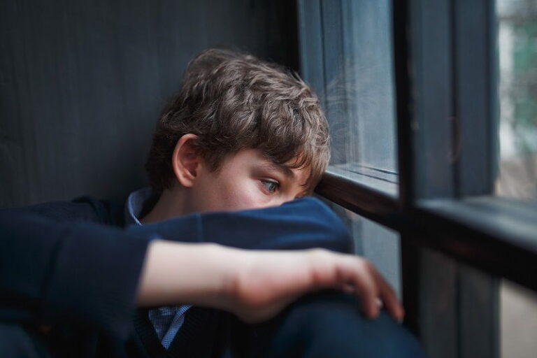 Aumentaron las internaciones por riesgo suicida…