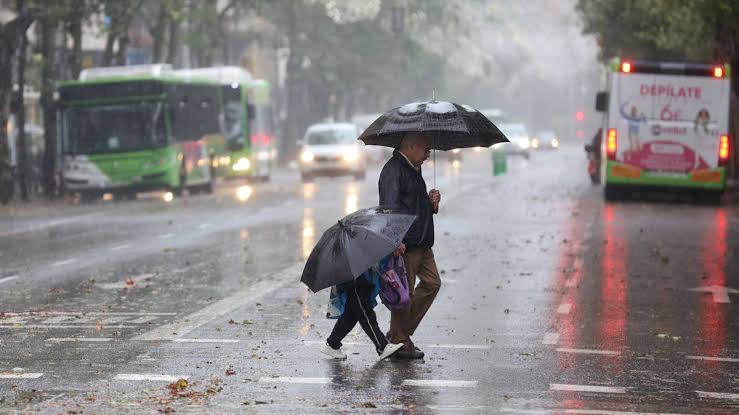 Clima en CABA: alerta del SMN por tormentas fuertes y ráfagas este jueves